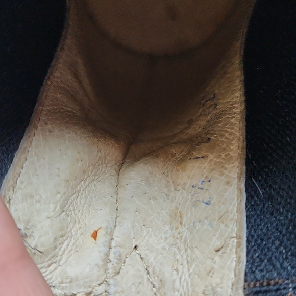 El Canelo Leather Booties - Picture 14 of 14